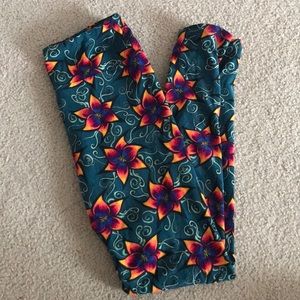 Printed LulaRoe leggings one size fits all kids
